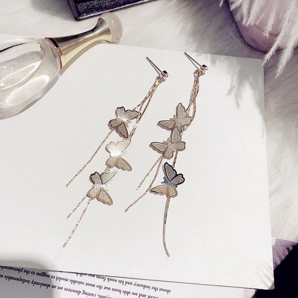 Chic Gold Butterfly Drop Earrings